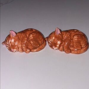 Ceramic Orange Cat small salt & pepper shakers new